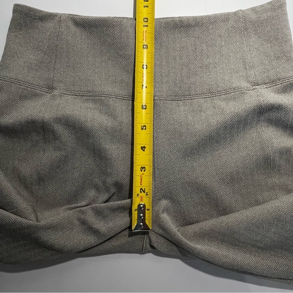 ATHLETA Delaney Herringbone Fitted Women’s Leggings Bluff Gray Size Medium - Picture 10 of 10